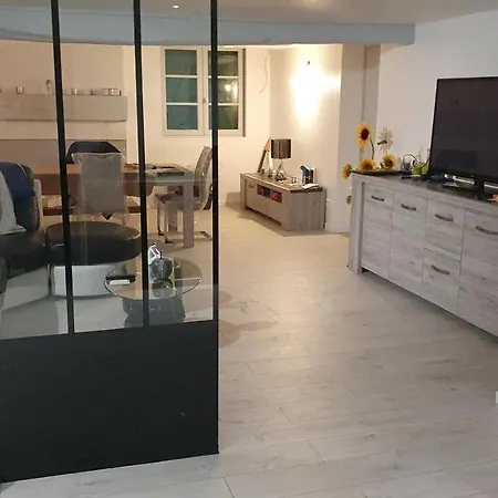 Grande Maison Avec Jardin, Animaux,au Calme Homestay szállás