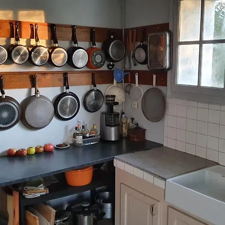 Grande Maison Avec Jardin, Animaux,au Calme